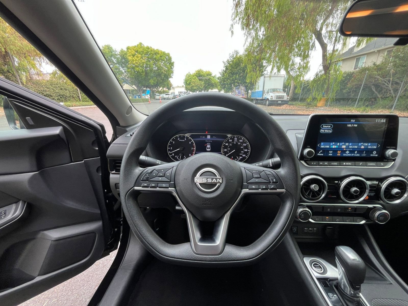 Thumbnail: 2024 Nissan Sentra - 32