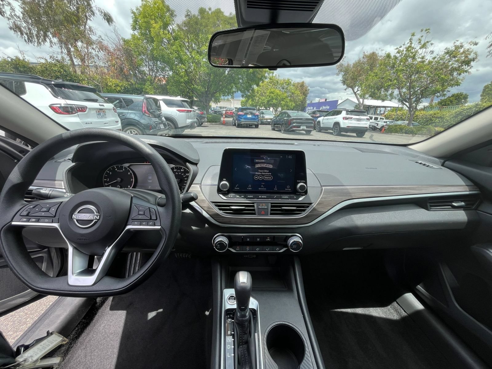 Thumbnail: 2025 Nissan Altima - 32