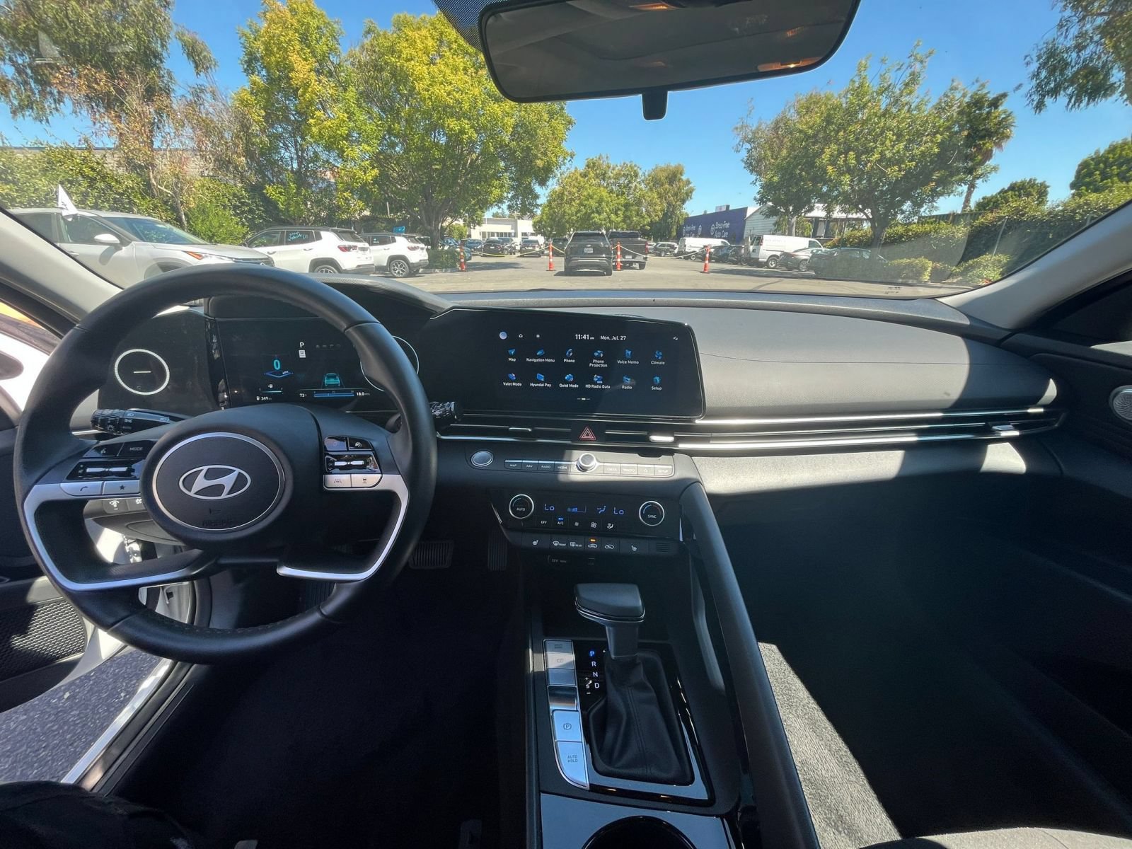 Thumbnail: 2025 Hyundai Elantra - 29