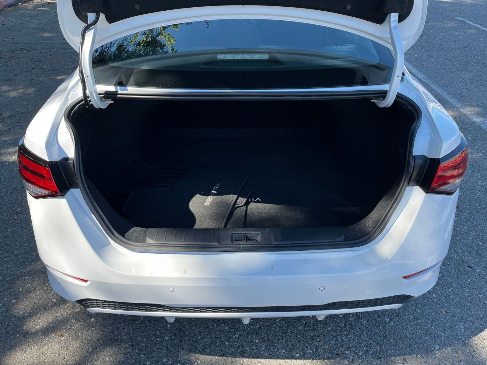 Thumbnail: 2025 Nissan Sentra - 29