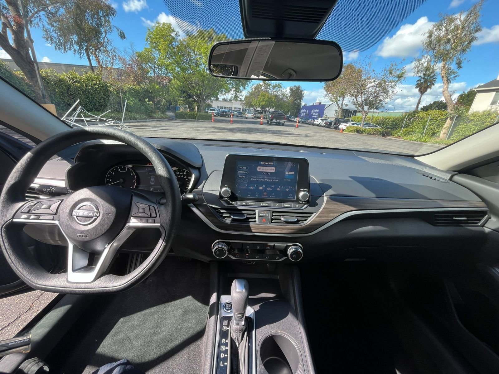 Thumbnail: 2025 Nissan Altima - 33