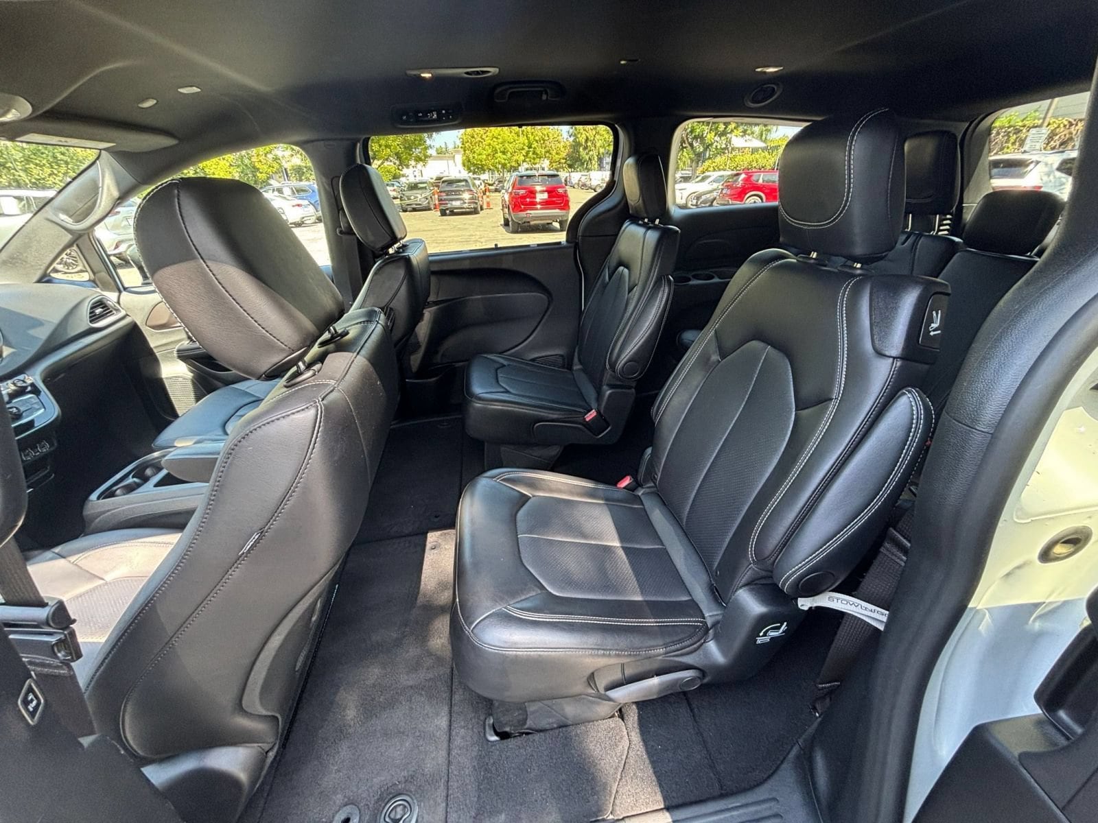 Thumbnail: 2025 Chrysler Pacifica - 27