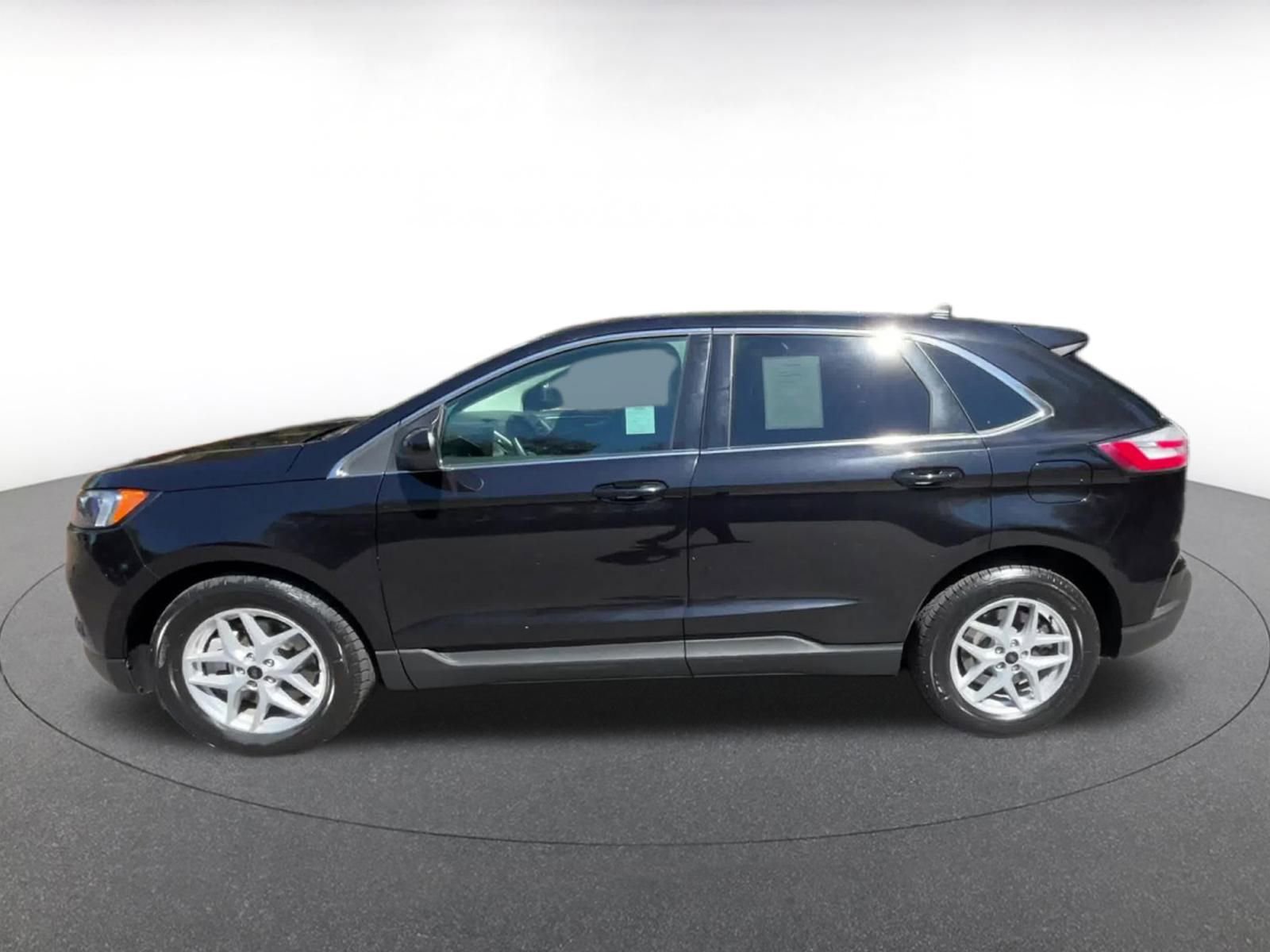 Thumbnail: 2024 Ford Edge - 9
