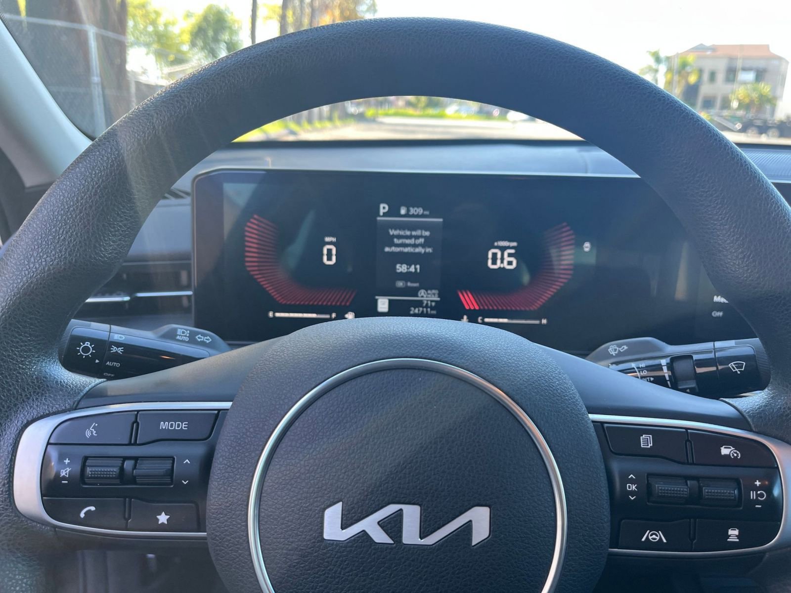 Thumbnail: 2025 Kia K5 - 27