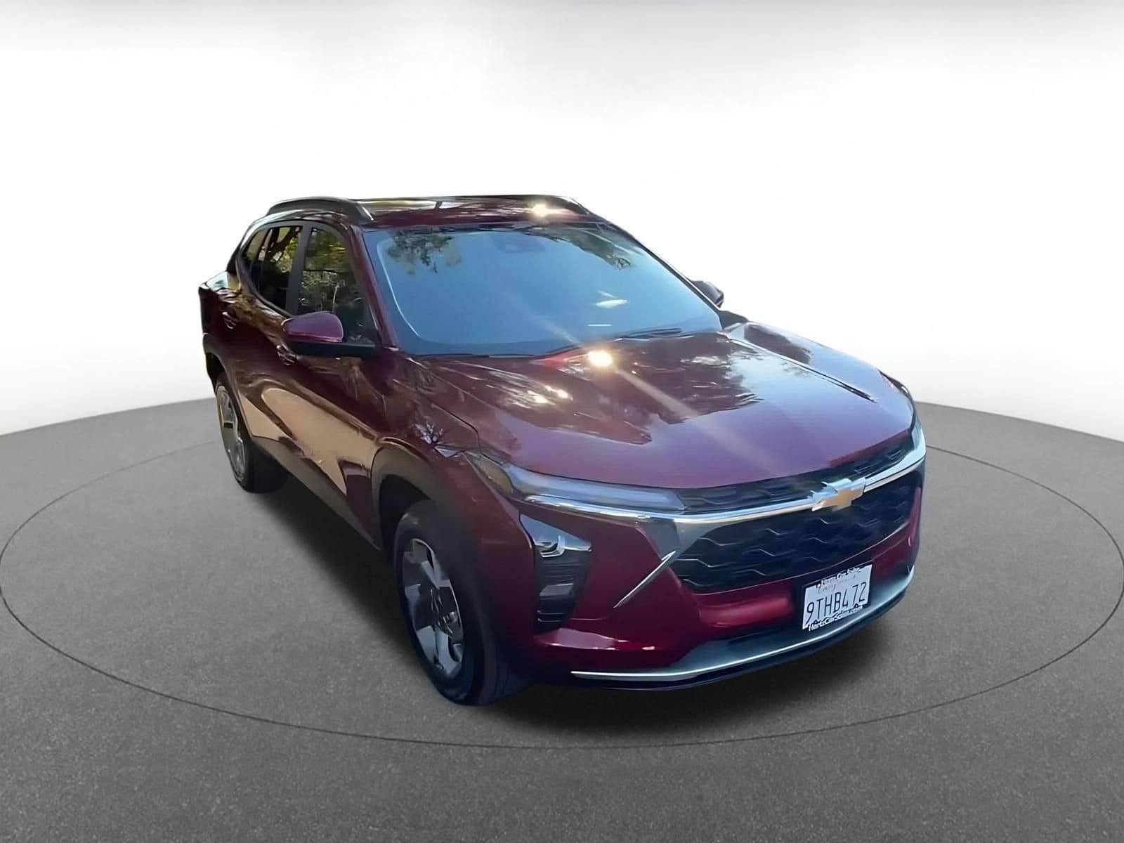 Thumbnail: 2025 Chevrolet Trax - 3