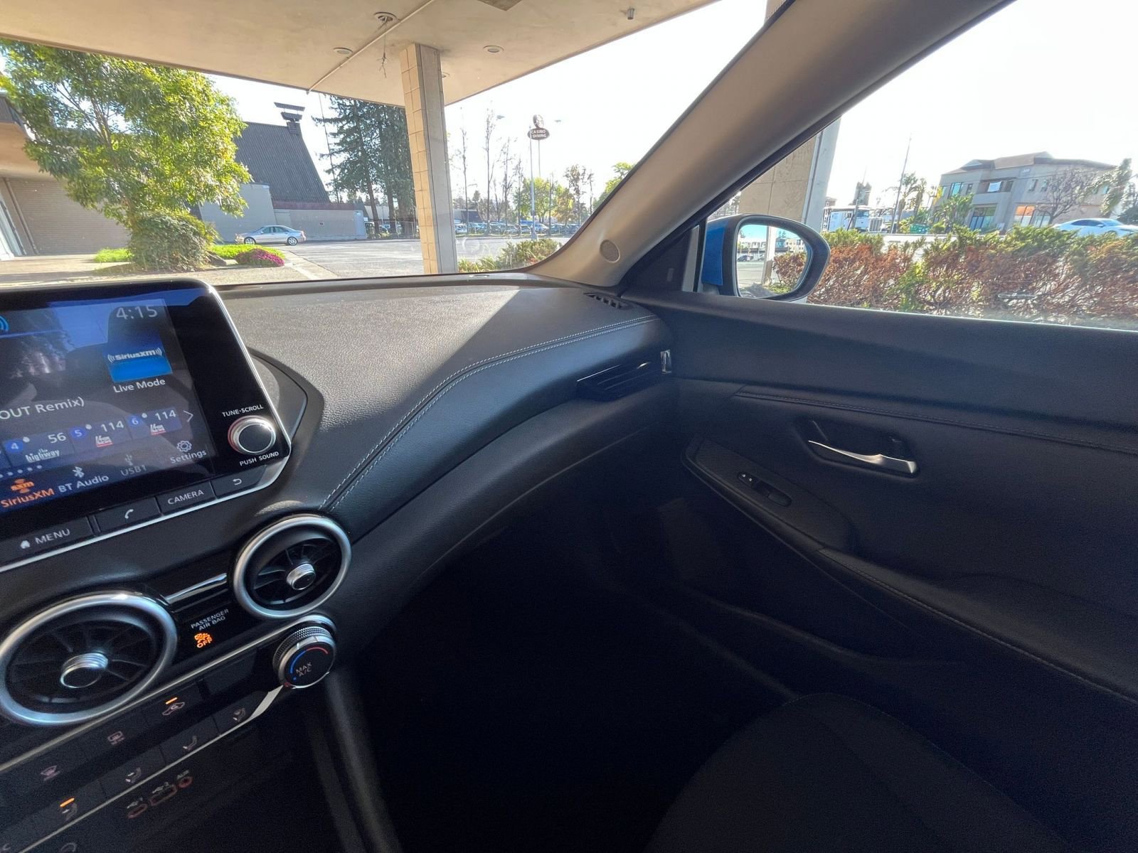 Thumbnail: 2025 Nissan Sentra - 33