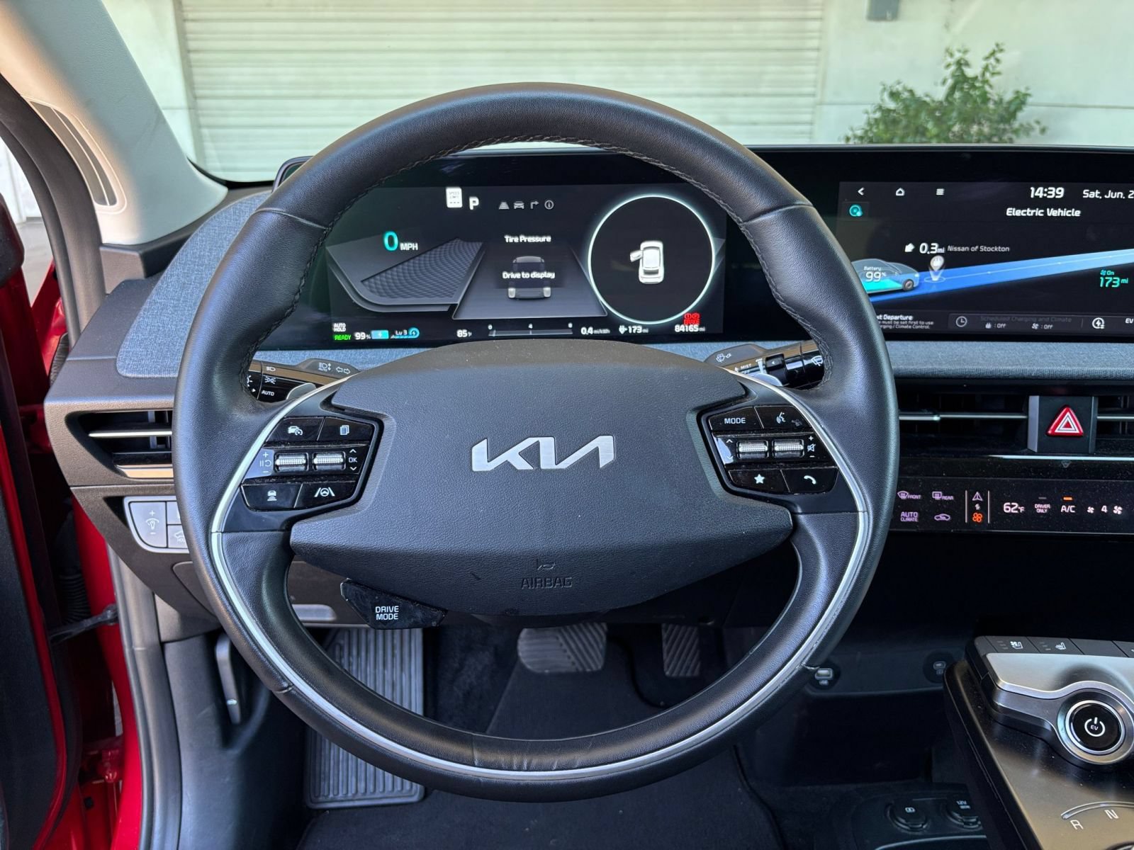 Thumbnail: 2023 Kia EV6 - 33