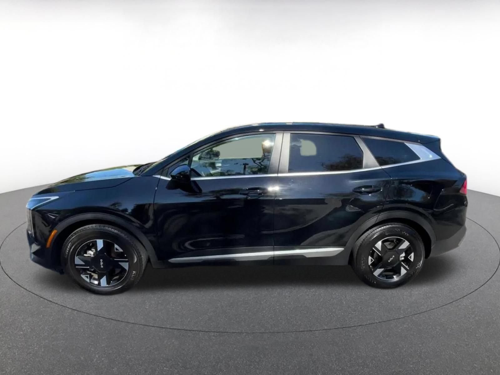 Thumbnail: 2026 Kia Sportage - 9