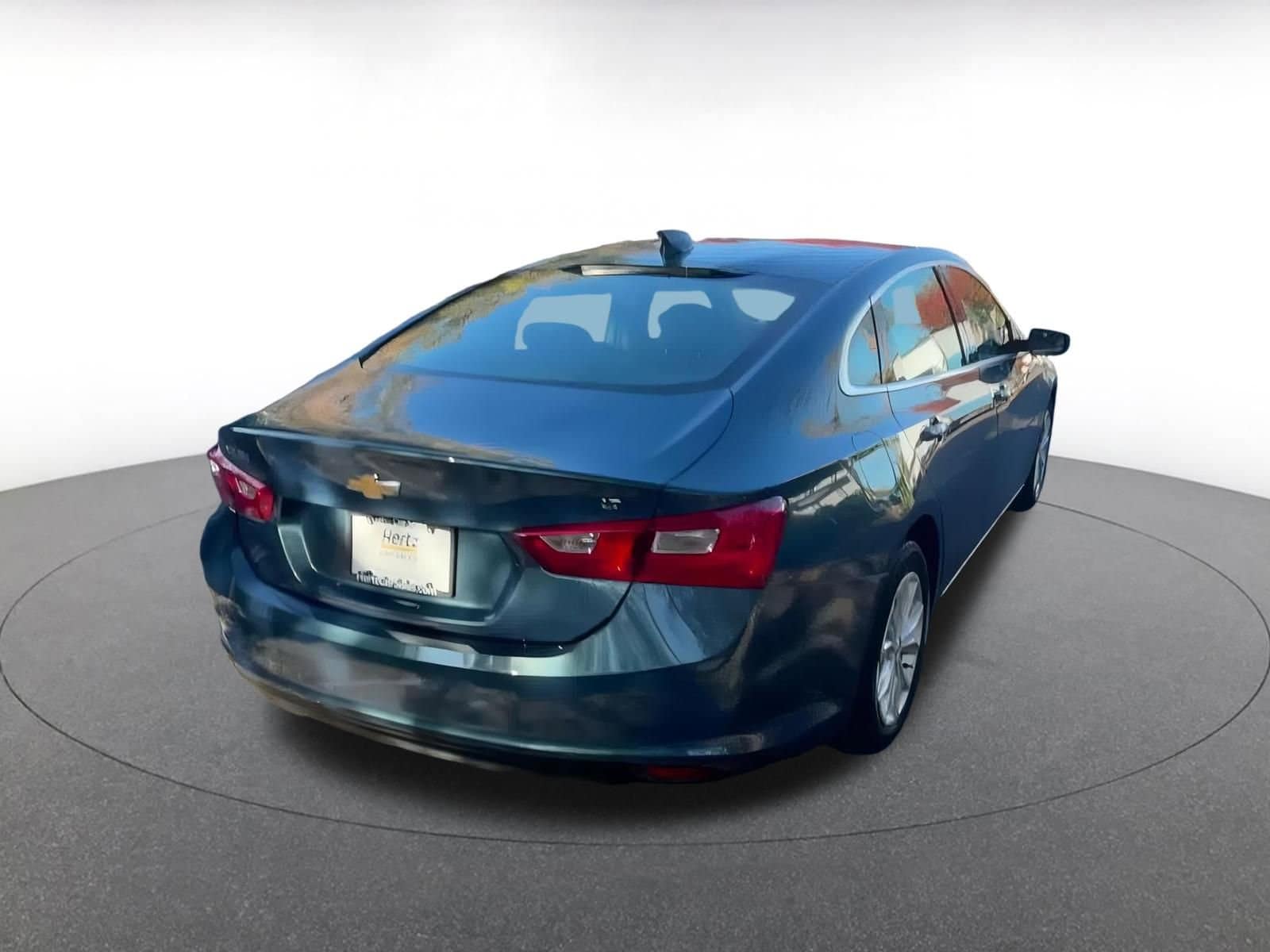 Thumbnail: 2024 Chevrolet Malibu - 14