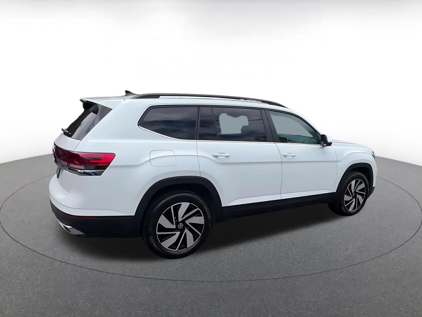 Thumbnail: 2026 Volkswagen Atlas - 15