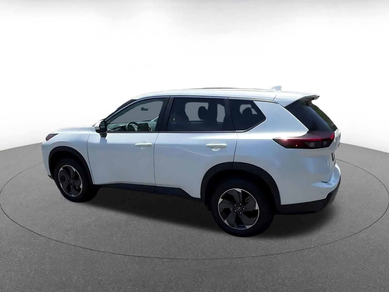 Thumbnail: 2025 Nissan Rogue - 10