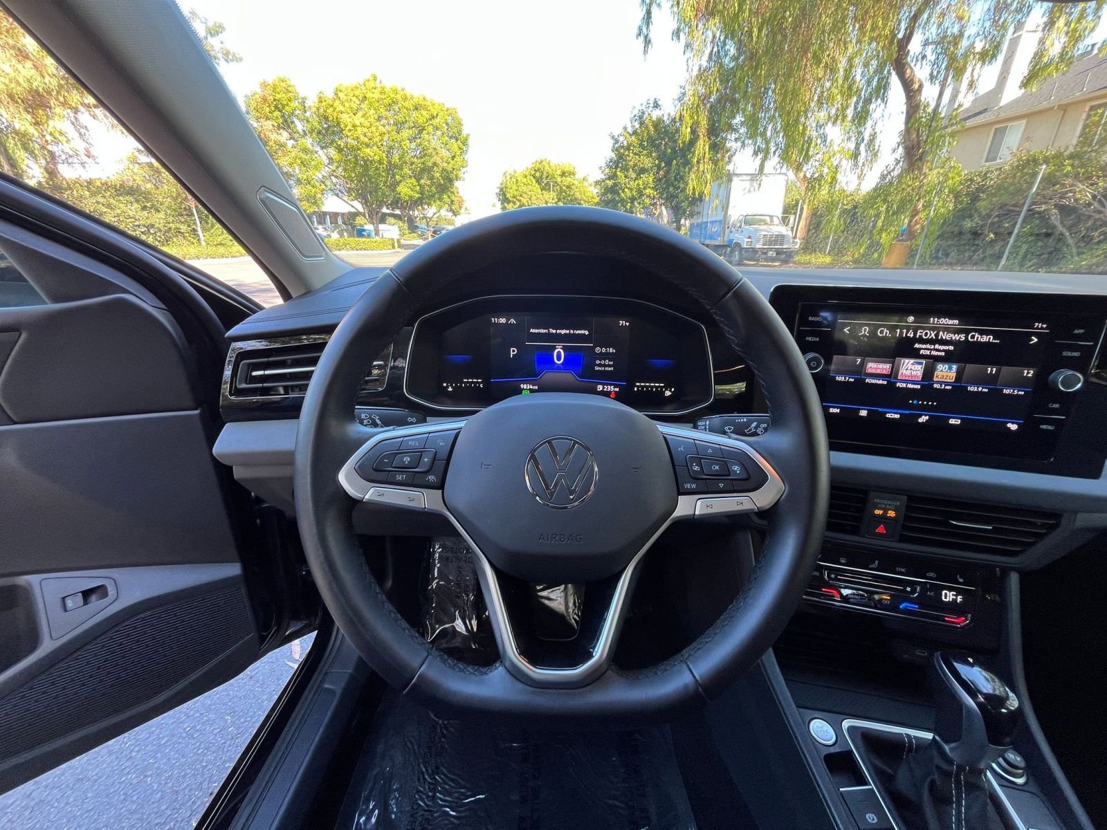 Thumbnail: 2025 Volkswagen Jetta - 33