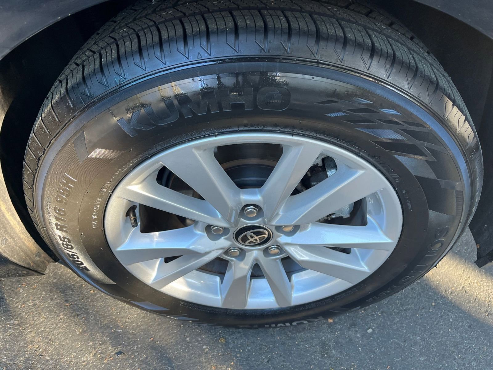 Thumbnail: 2025 Toyota Camry - 29