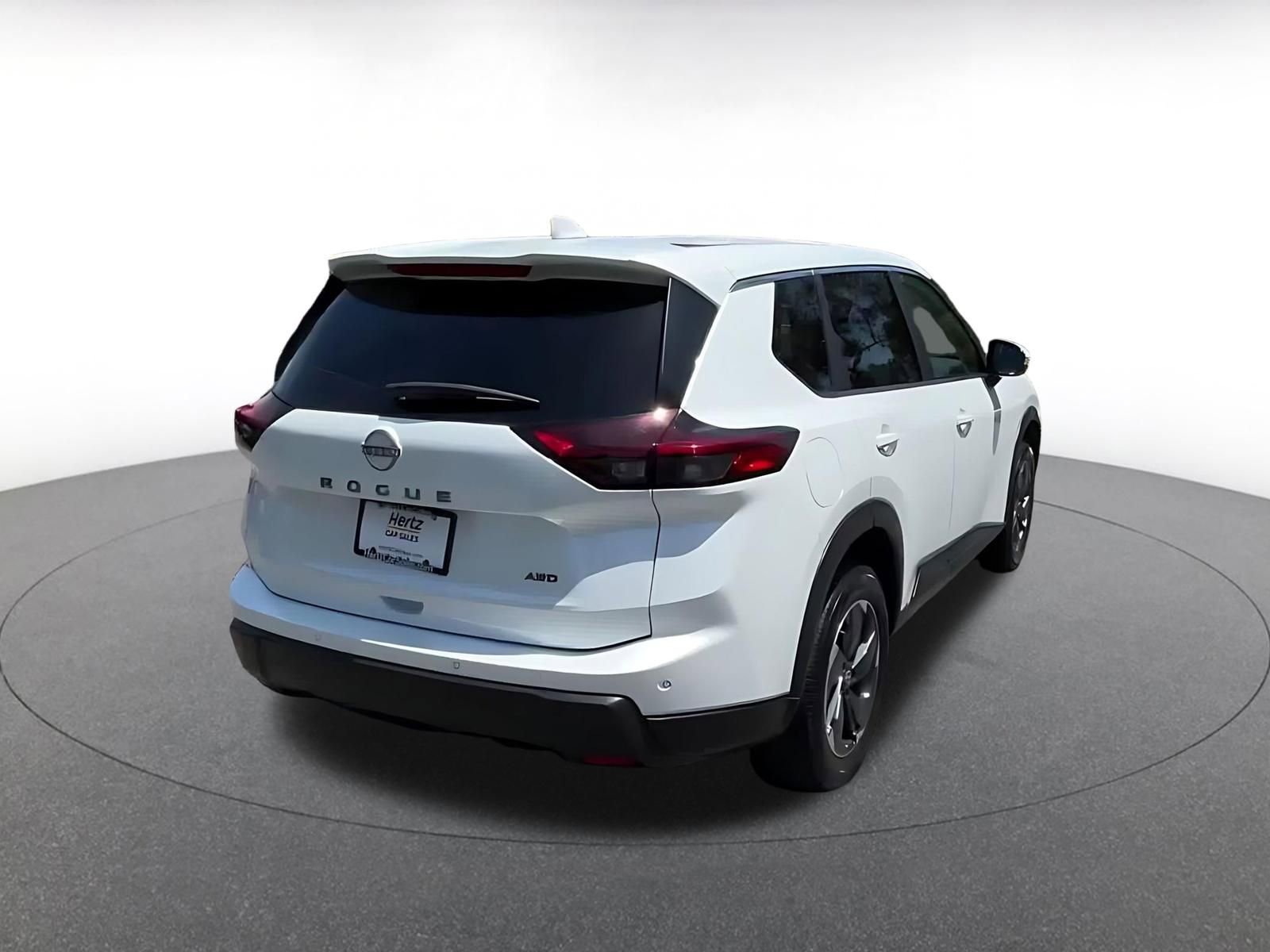 Thumbnail: 2025 Nissan Rogue - 14