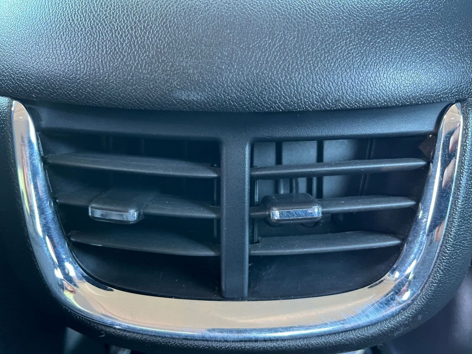 Thumbnail: 2024 Chevrolet Malibu - 20