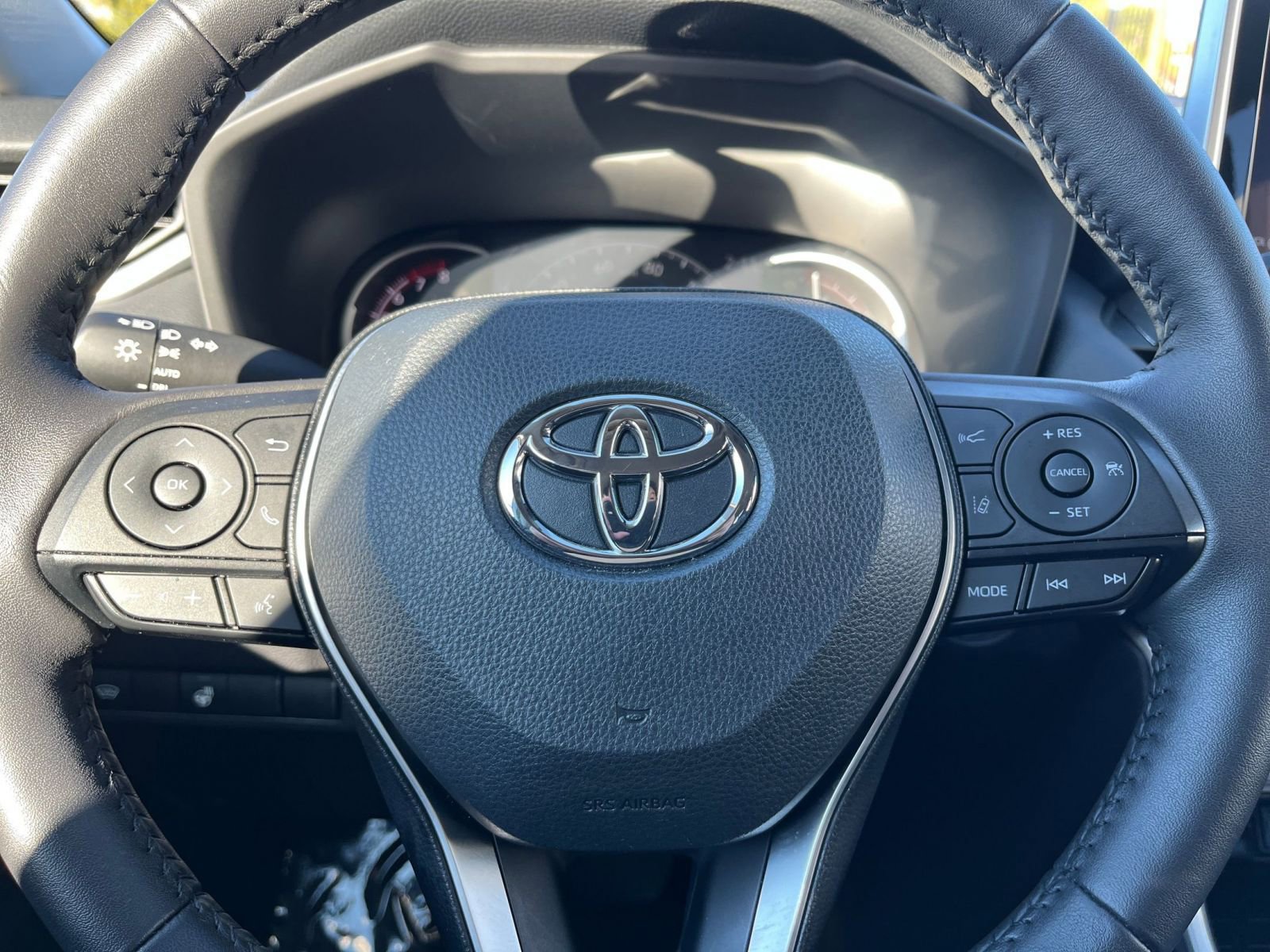 Thumbnail: 2025 Toyota RAV4 - 27