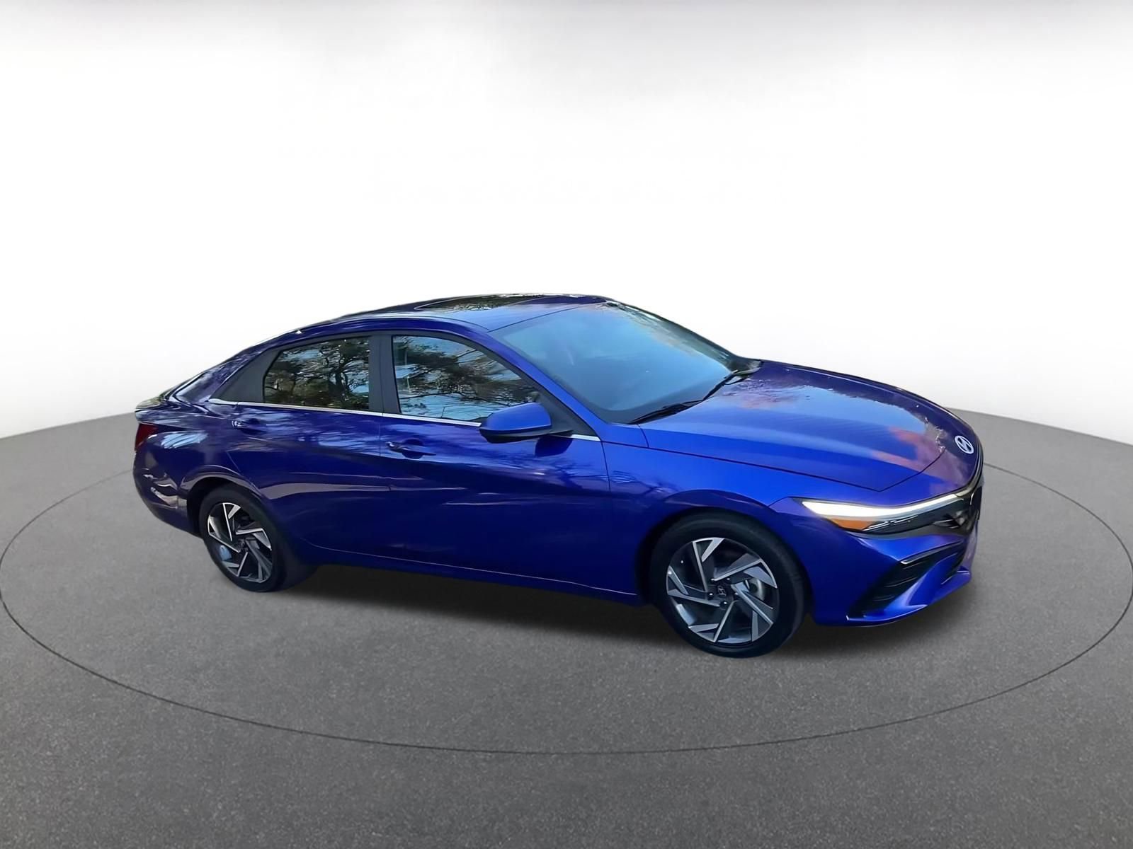 Thumbnail: 2025 Hyundai Elantra - 2