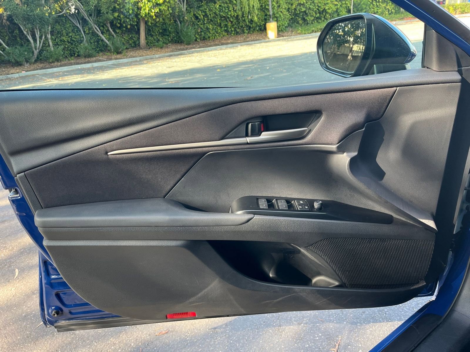 Thumbnail: 2025 Toyota Camry - 20