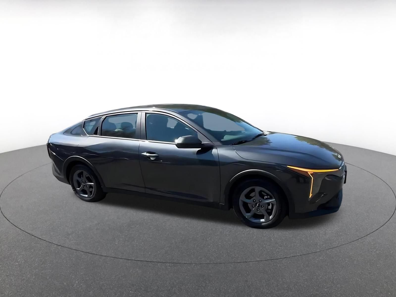 Thumbnail: 2025 Kia K4 - 2
