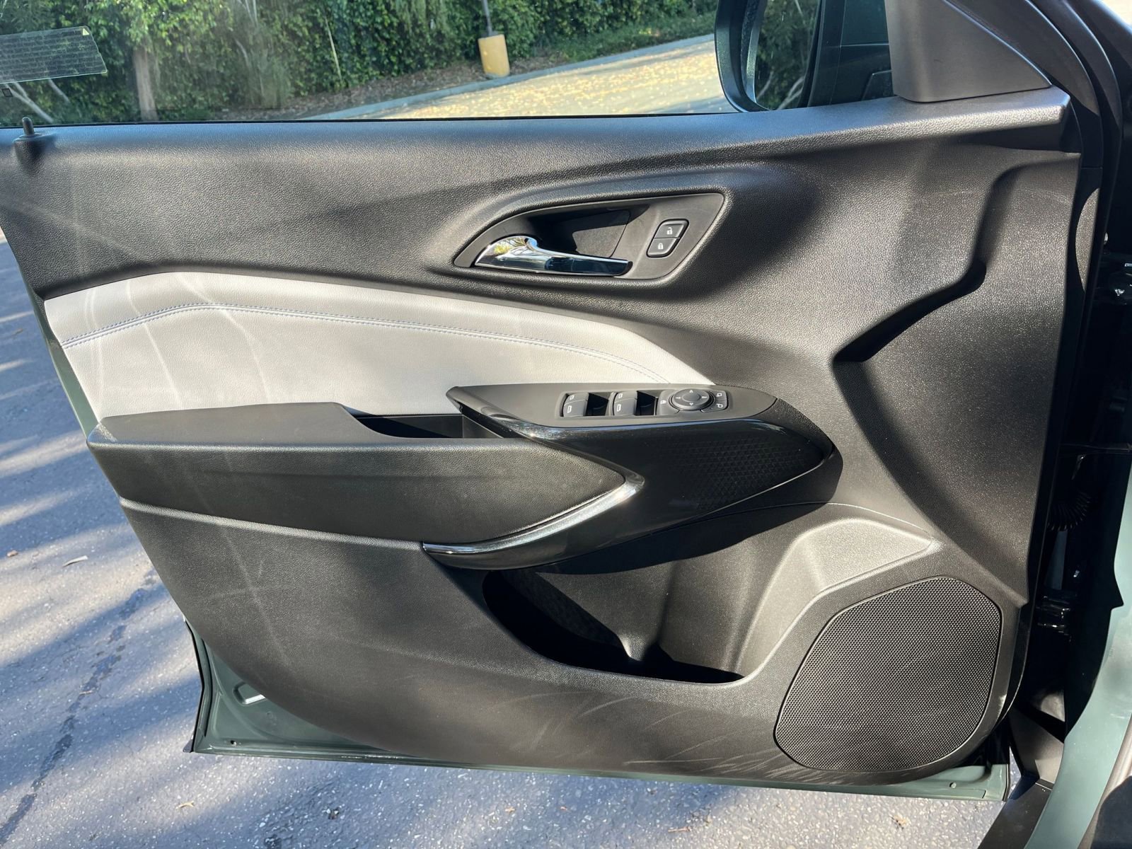 Thumbnail: 2025 Chevrolet Trax - 20