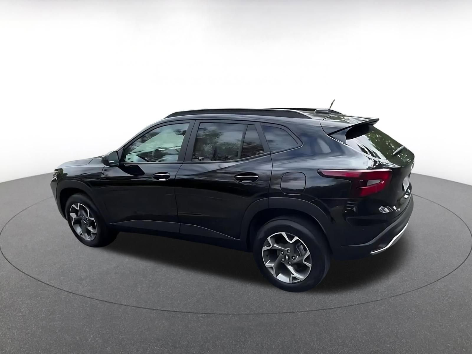 Thumbnail: 2025 Chevrolet Trax - 10