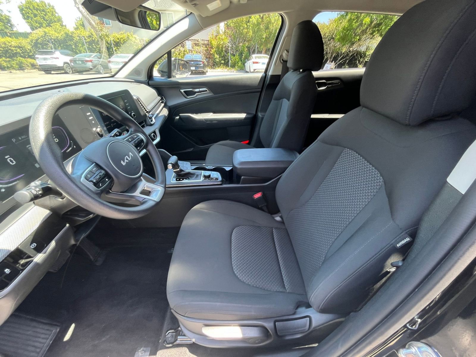 Thumbnail: 2025 Kia Sportage - 25