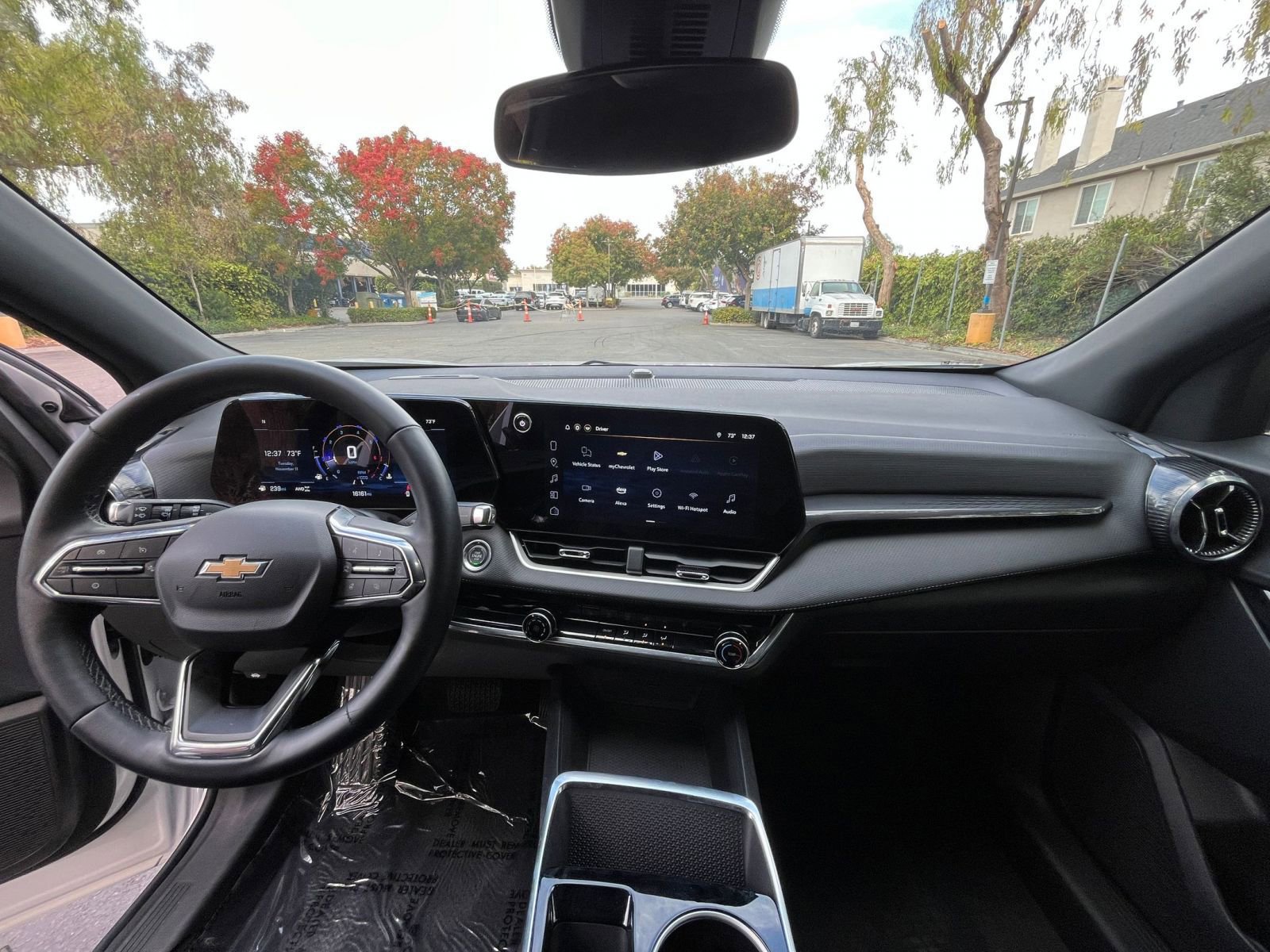 Thumbnail: 2025 Chevrolet Equinox - 32