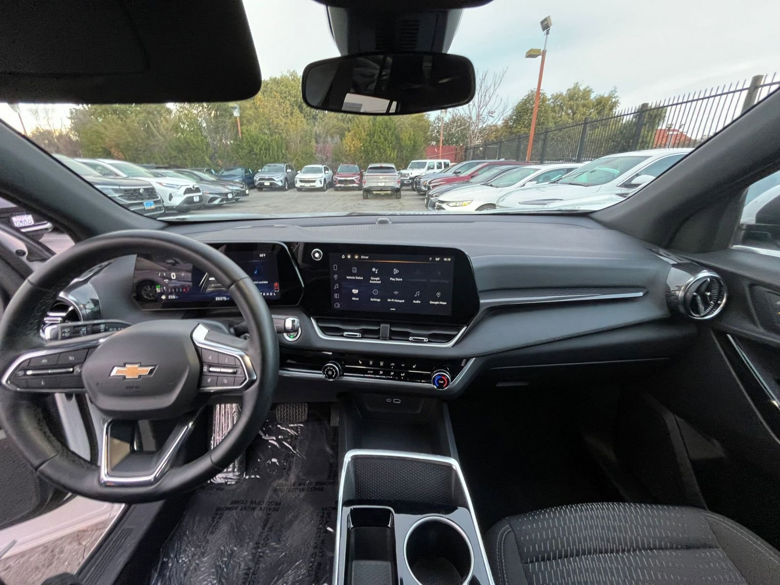 Thumbnail: 2025 Chevrolet Equinox - 32