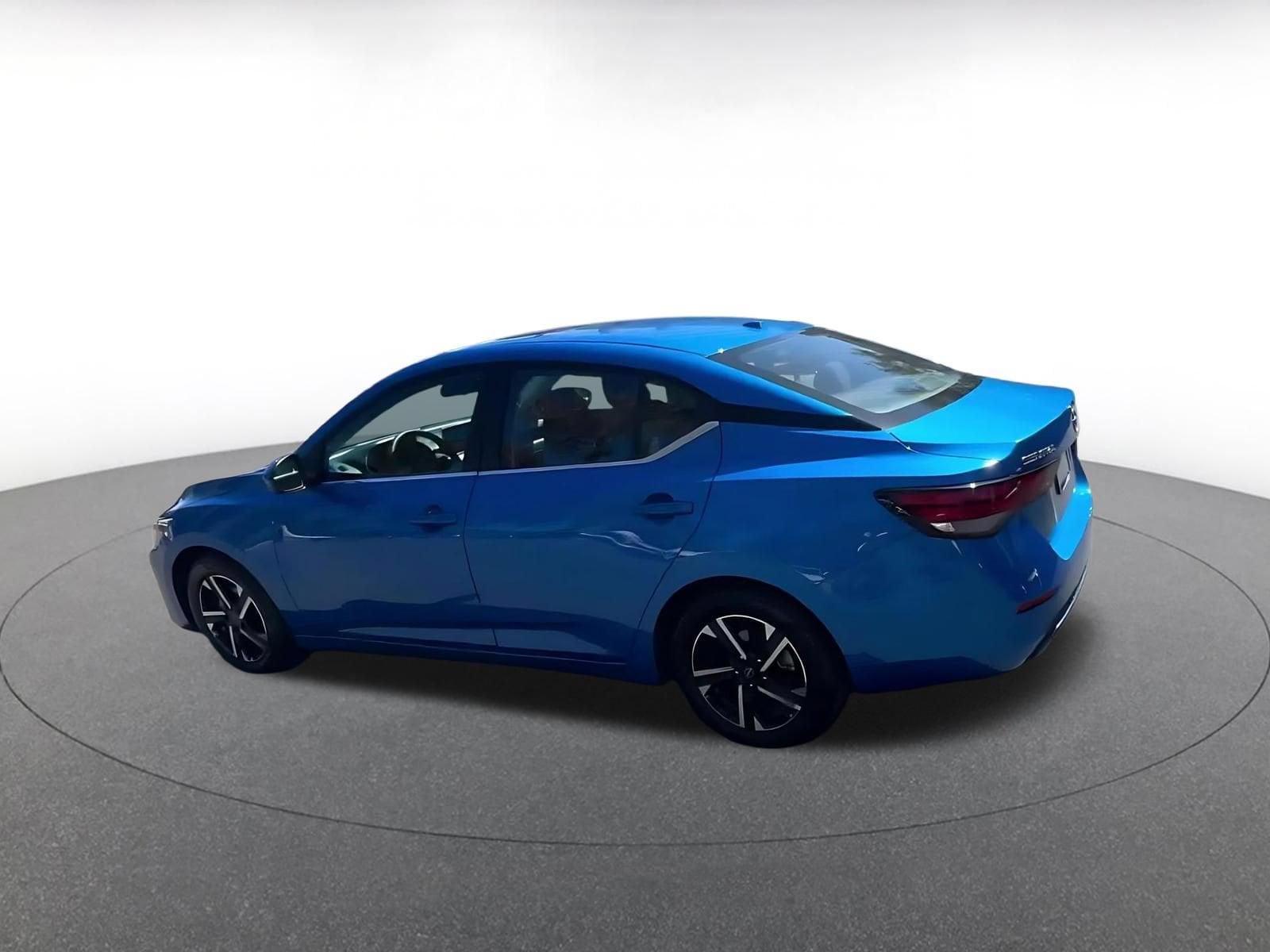 Thumbnail: 2025 Nissan Sentra - 10