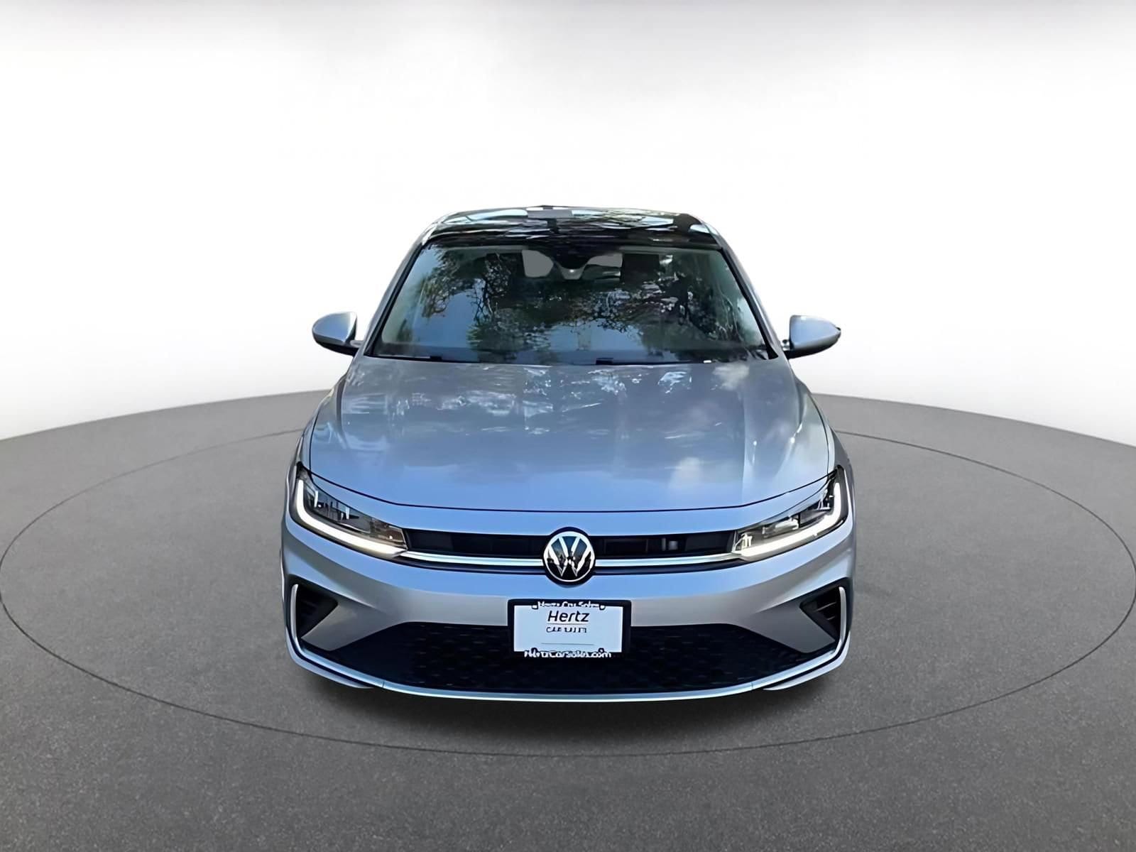 Thumbnail: 2025 Volkswagen Jetta - 4