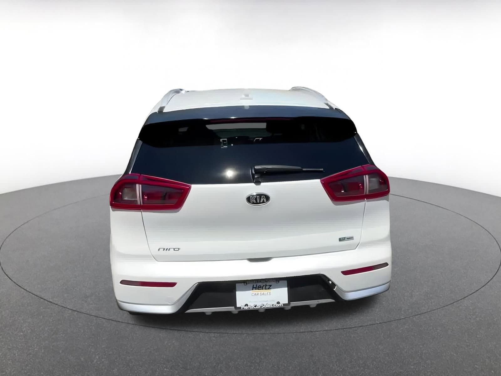 Thumbnail: 2019 Kia Niro - 10