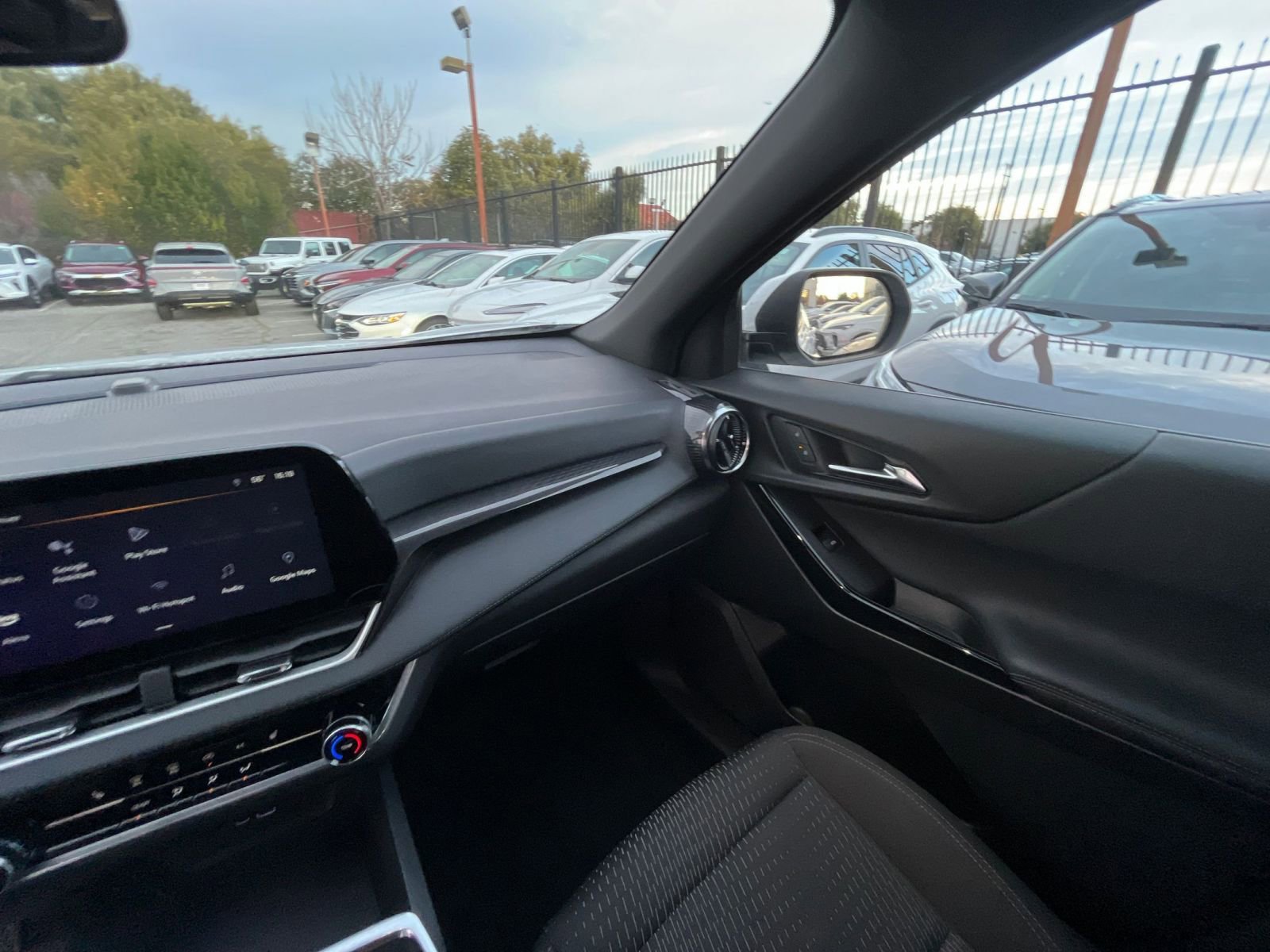 Thumbnail: 2025 Chevrolet Equinox - 34