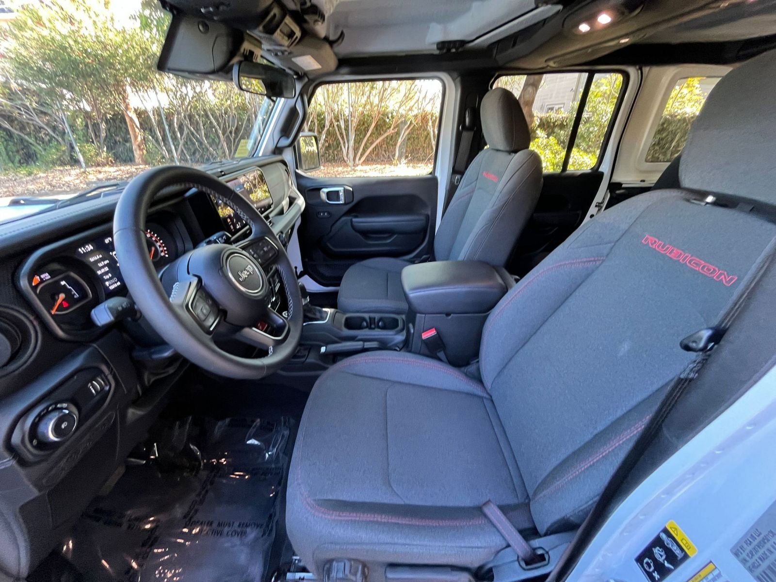 Thumbnail: 2025 Jeep Wrangler - 25