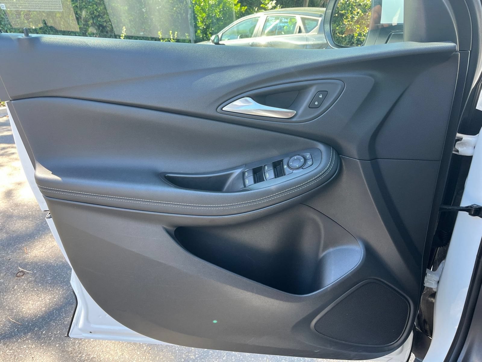 Thumbnail: 2025 Buick Encore GX - 18