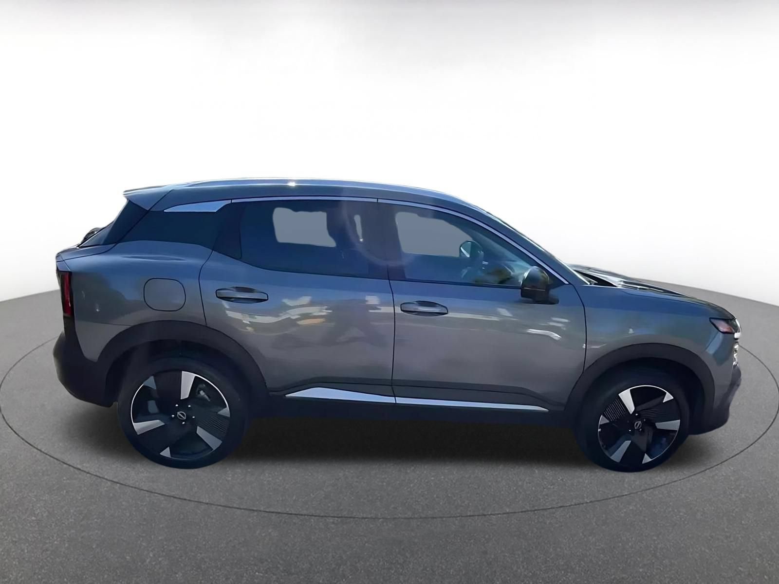 Thumbnail: 2026 Nissan Kicks - 16