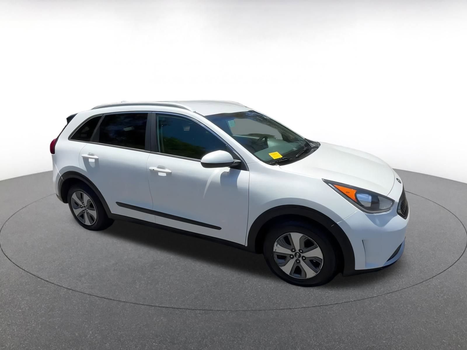 Thumbnail: 2019 Kia Niro - 2