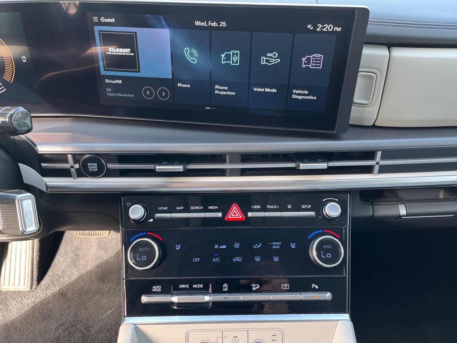 Thumbnail: 2025 Hyundai Santa Fe - 17