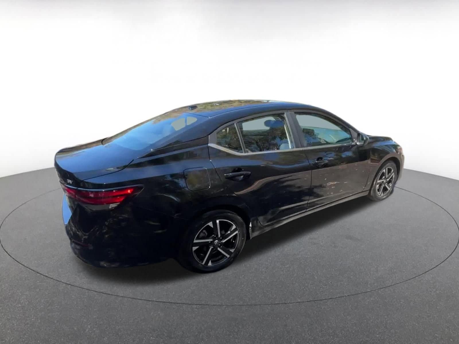 Thumbnail: 2024 Nissan Sentra - 12