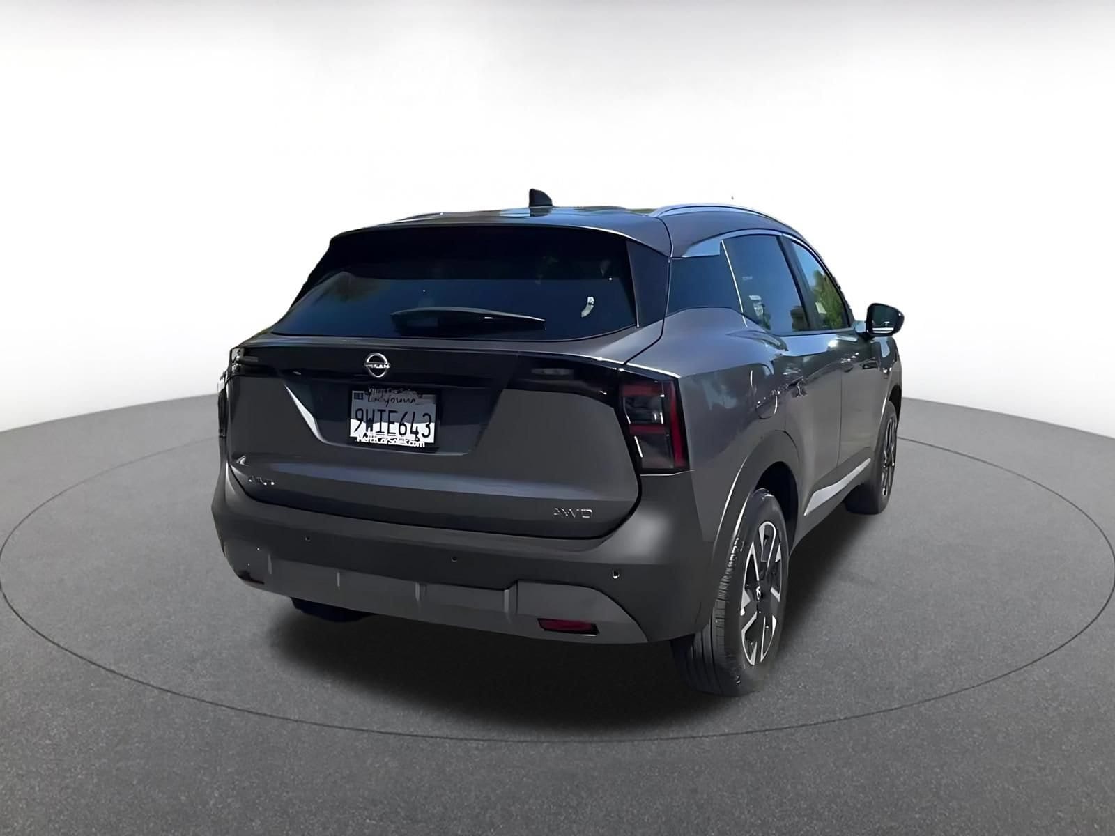 Thumbnail: 2026 Nissan Kicks - 14