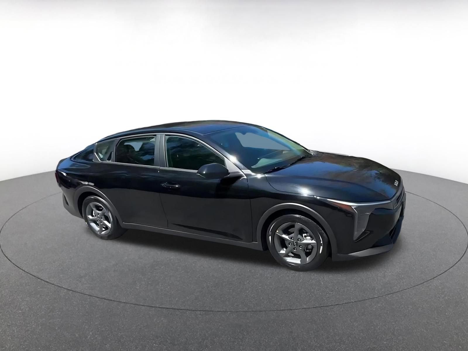 Thumbnail: 2025 Kia K4 - 2