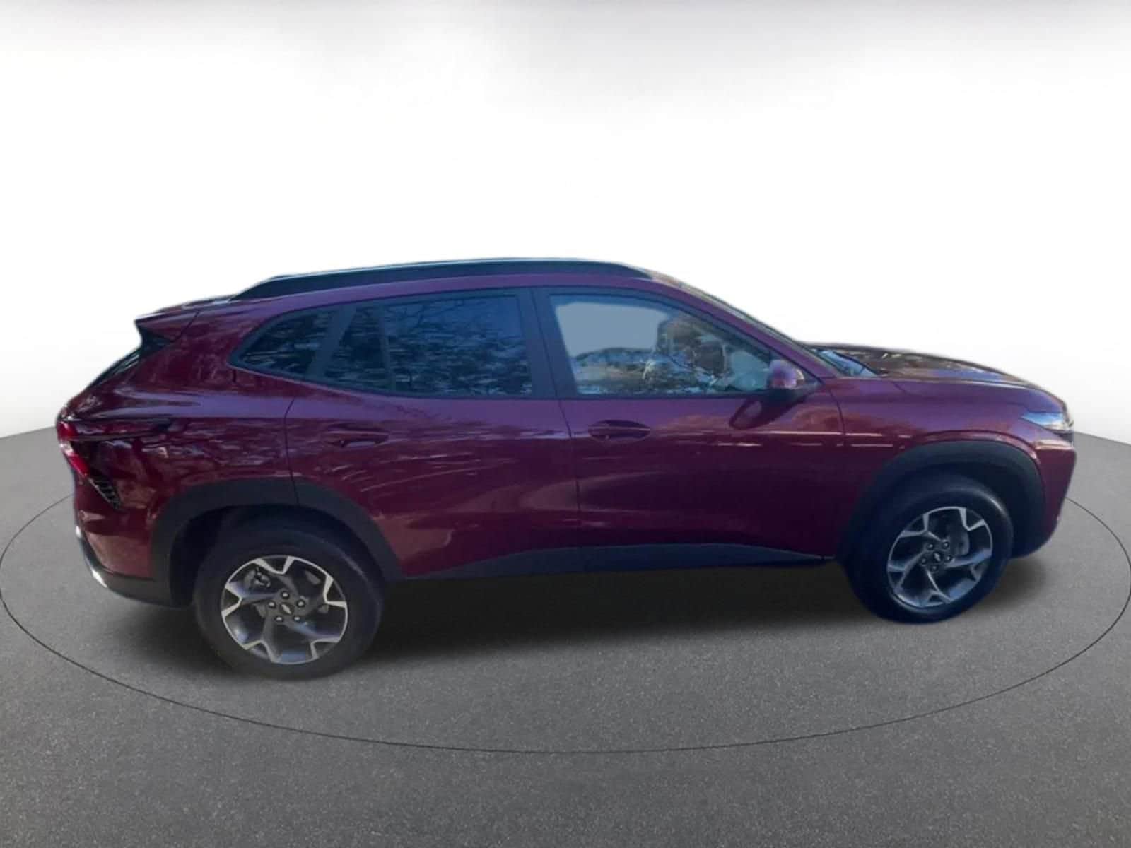 Thumbnail: 2025 Chevrolet Trax - 16