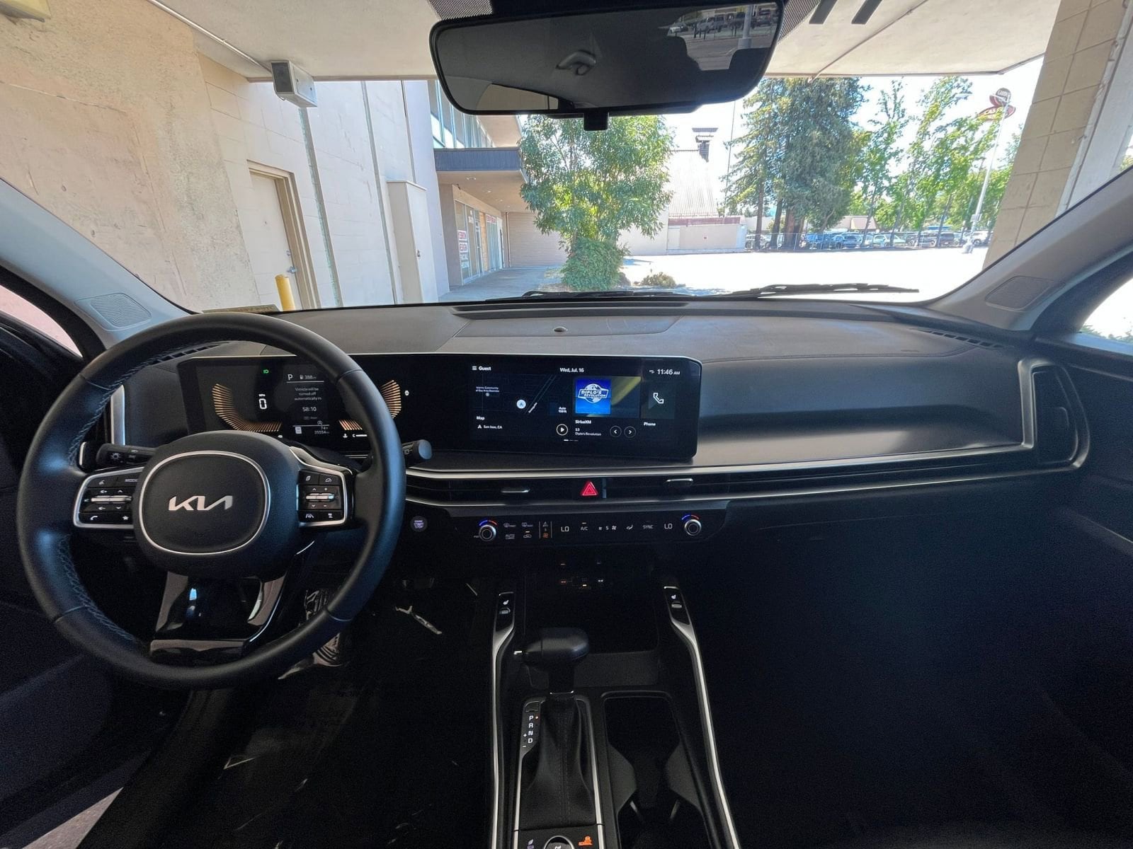 Thumbnail: 2024 Kia Sorento - 28