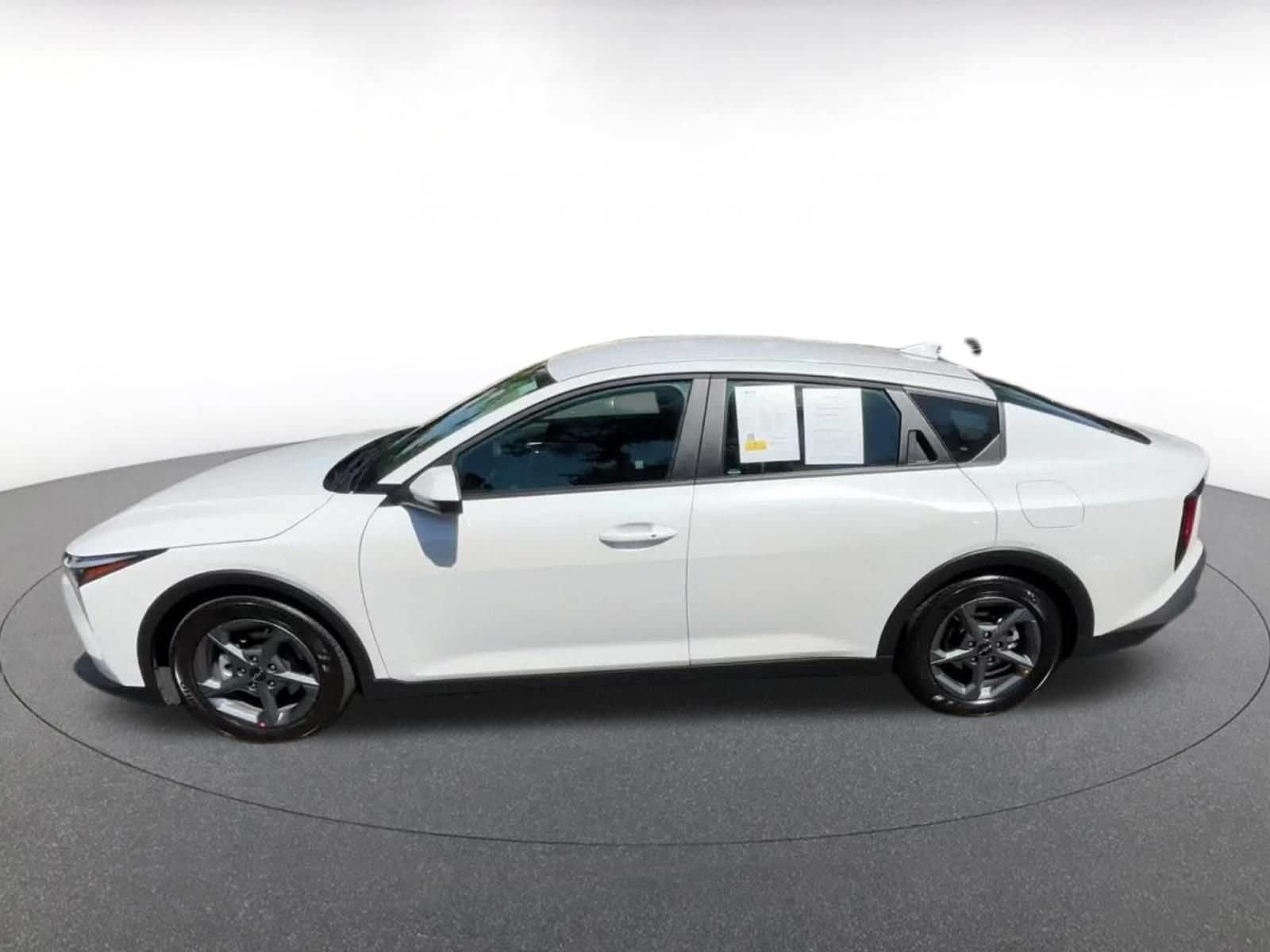 Thumbnail: 2026 Kia K4 - 8