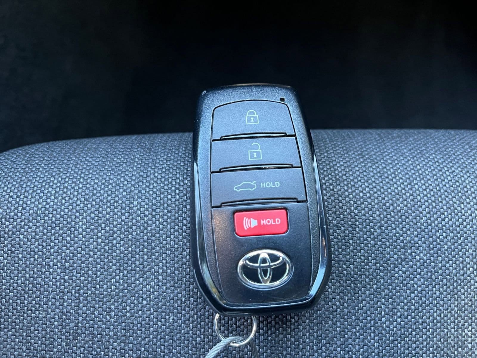 Thumbnail: 2025 Toyota Camry - 22