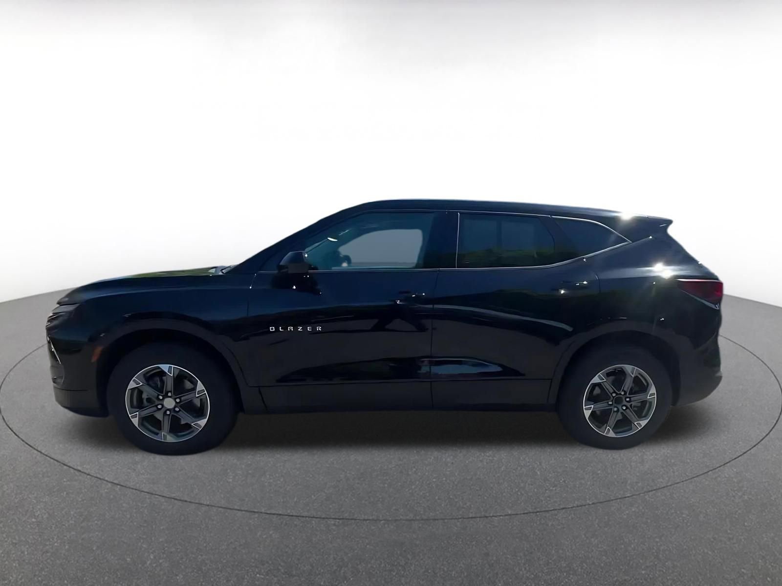 Thumbnail: 2025 Chevrolet Blazer - 9
