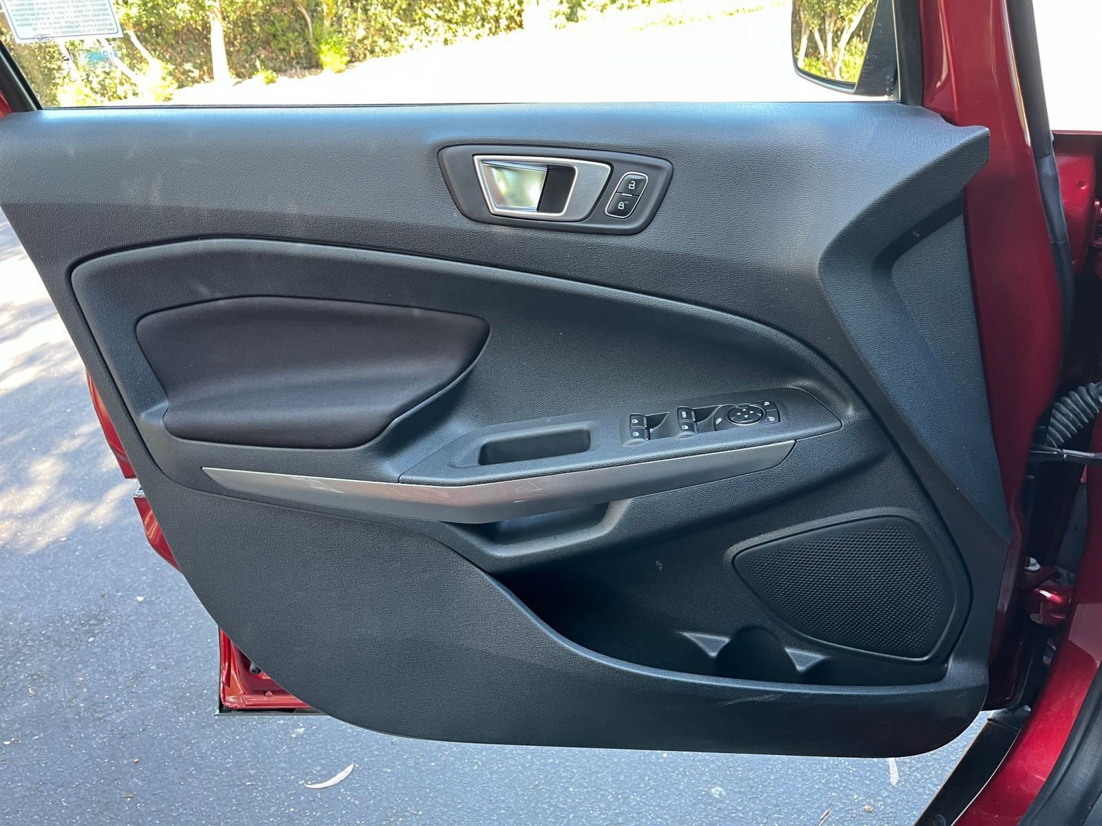 Thumbnail: 2018 Ford EcoSport - 20