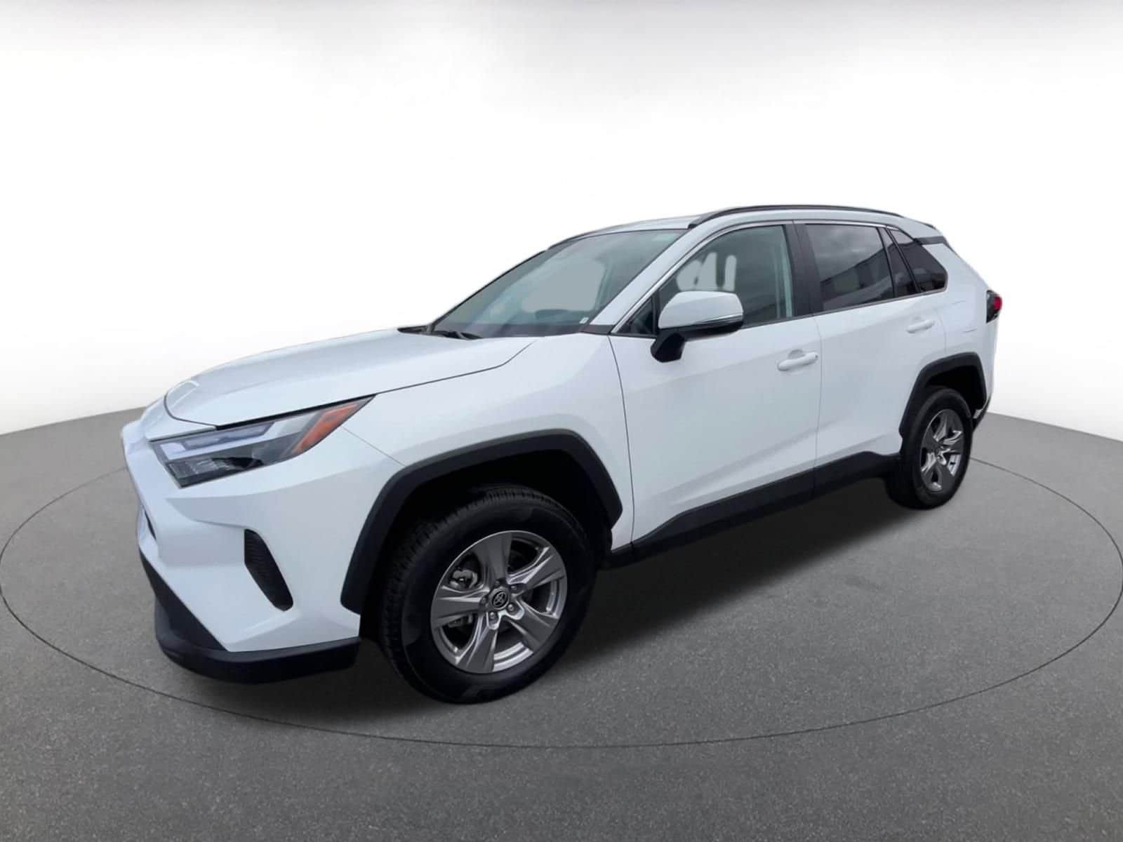 Thumbnail: 2025 Toyota RAV4 - 8