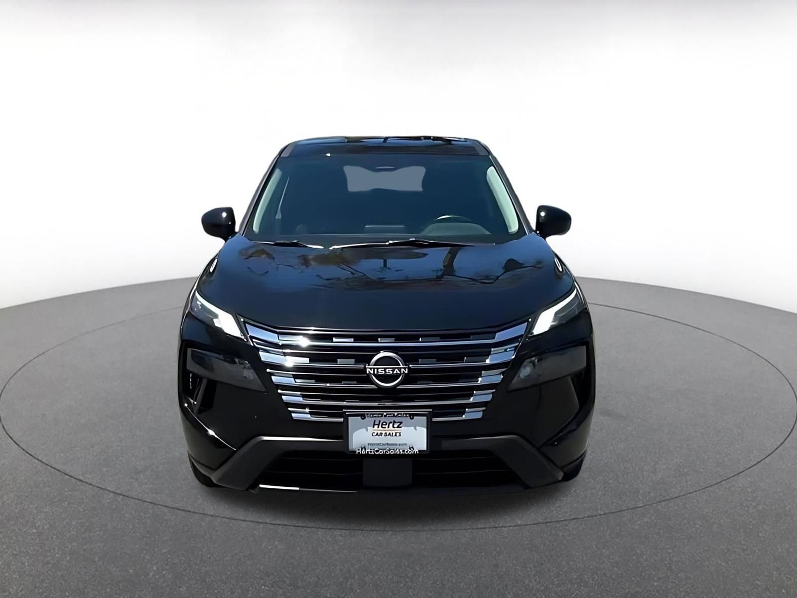 Thumbnail: 2025 Nissan Rogue - 4