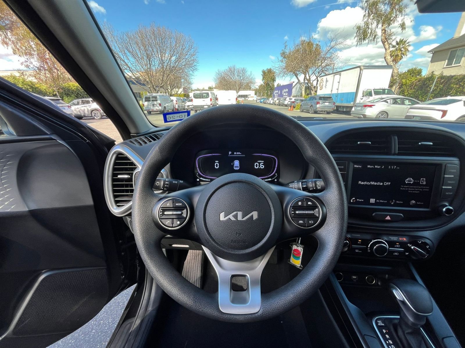 Thumbnail: 2025 Kia Soul - 32