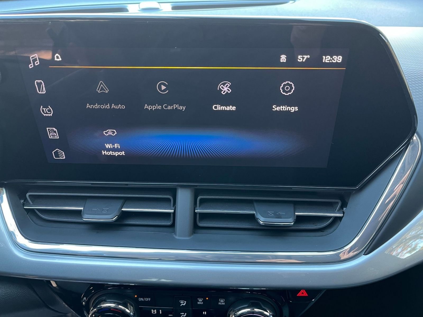 Thumbnail: 2025 Chevrolet Trax - 18